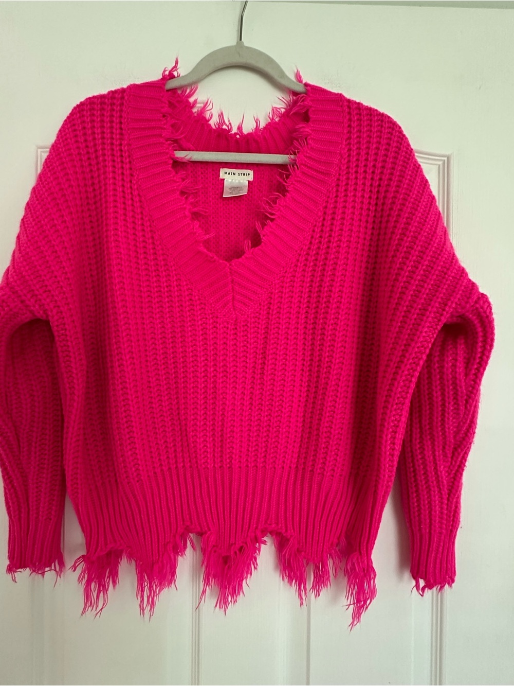 Main Strip Neon Pink Distressed V-Neck Chunky Knit Sweater